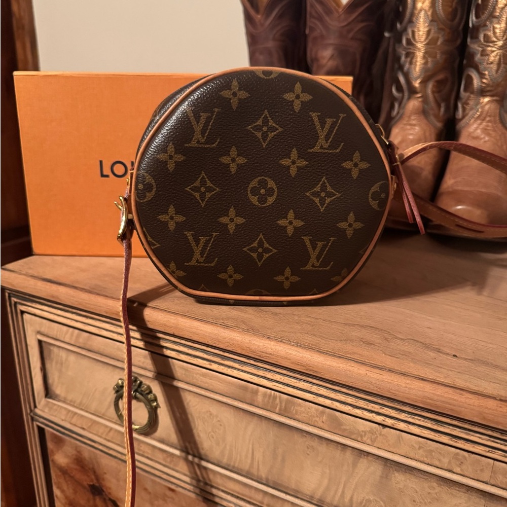 Louis Vuitton bag - Picture 5 of 6